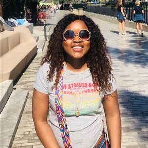 Meet your Posher, Emery